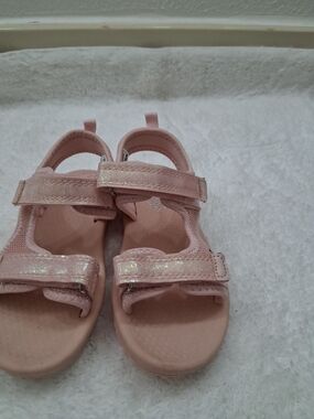 OshKosh B'gosh Shimmer Pink Adjustable Sandals